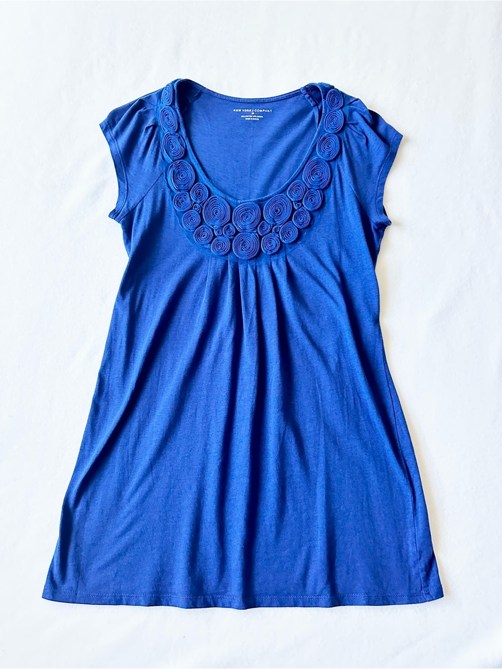New York & Company Women Royal Blue Top XS Textured Rosette Cap Sleeve